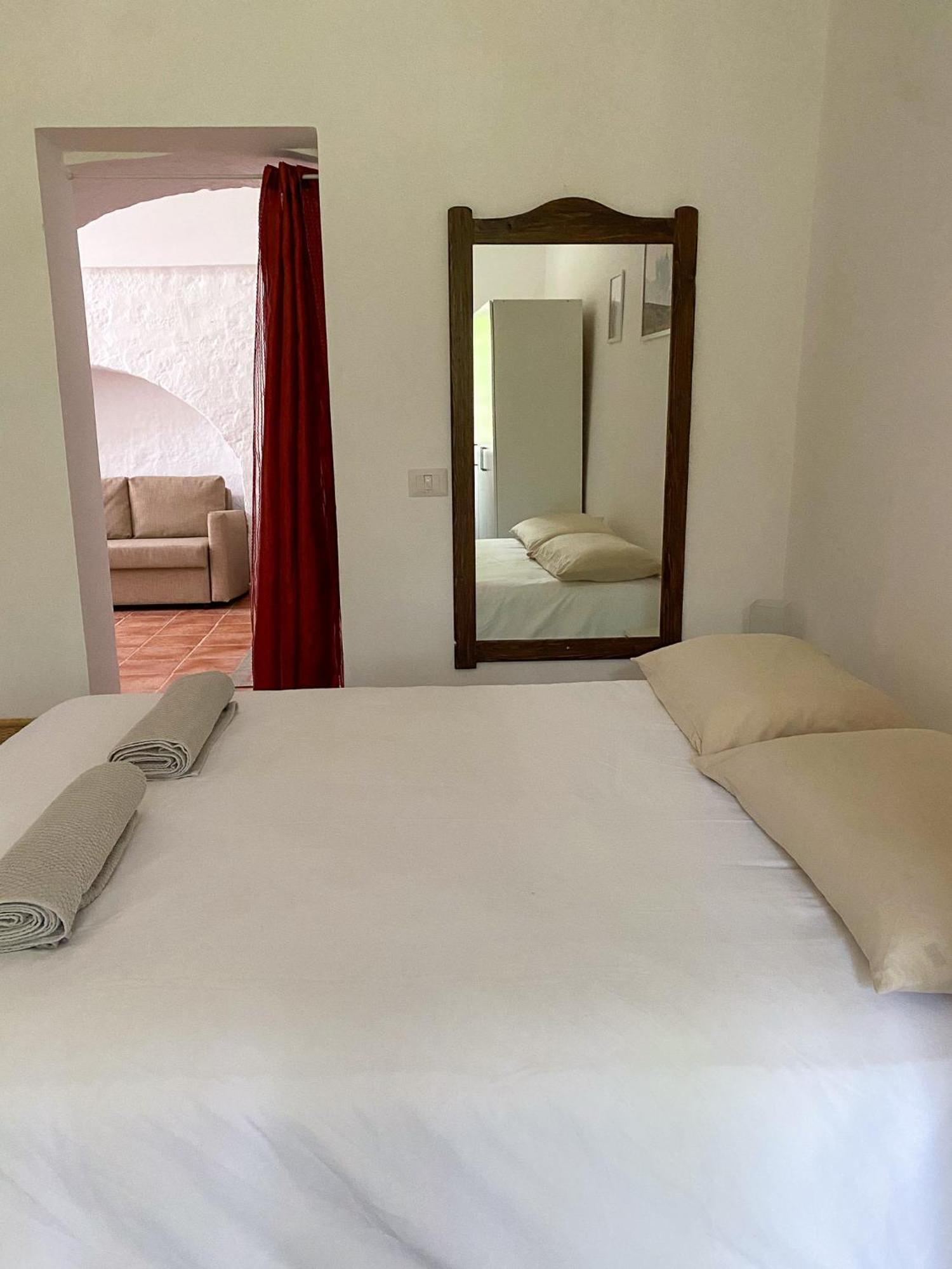 Trullo Pinto Apartment Locorotondo Exterior photo